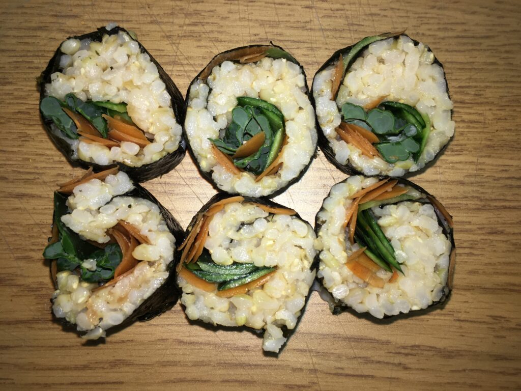Six veggie sushi