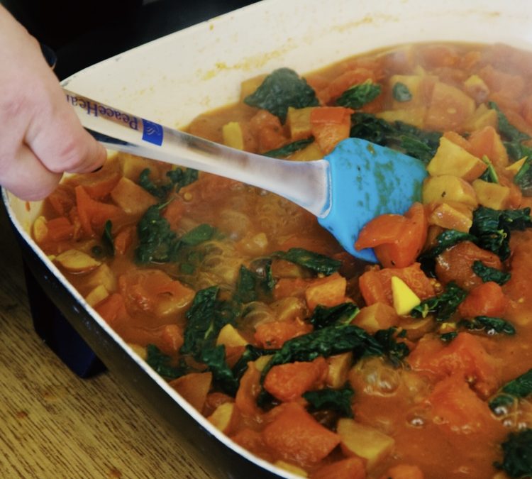 Cooking with Common Threads: Potato Curry!