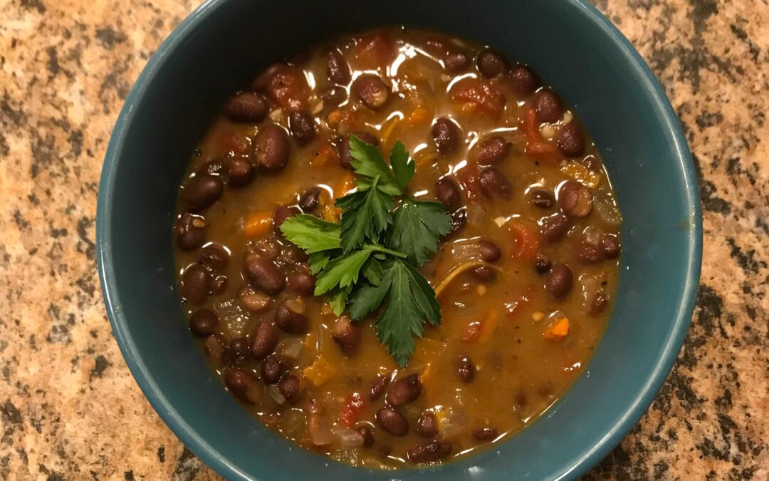 Black Bean Soup / Sopa de Frijoles Negros